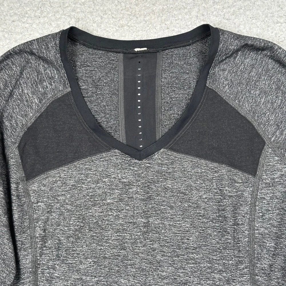 Lululemon Pace Pusher Top Women 6 Heathered Gray Mesh Long Sleeve Run
